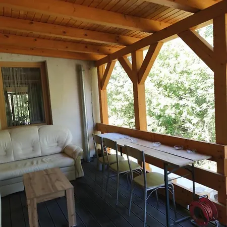 Malomkerek Vendeghaz 住宿加早餐酒店