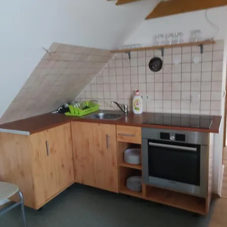 Malomkerek Vendeghaz Bed & Breakfast 3*