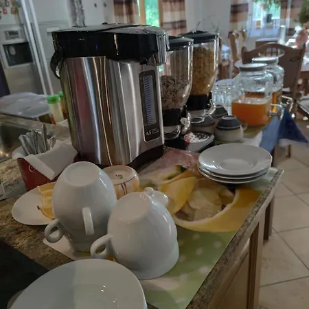 Malomkerek Vendeghaz 住宿加早餐酒店 3*