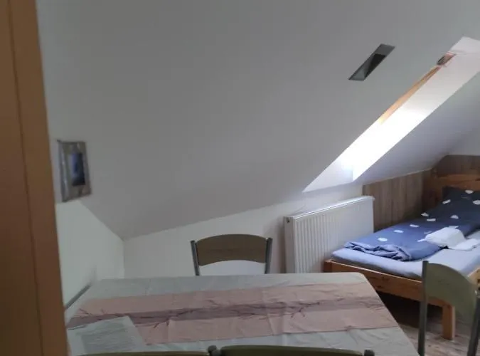 Malomkerek Vendeghaz Nocleg ze śniadaniem